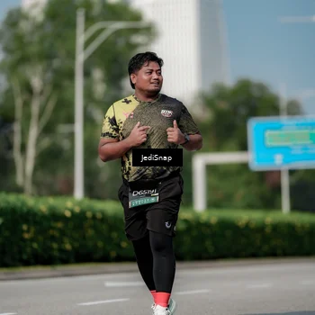 Runner Photo 6884097