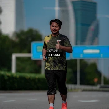 Runner Photo 6884338