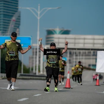 Runner Photo 6884401