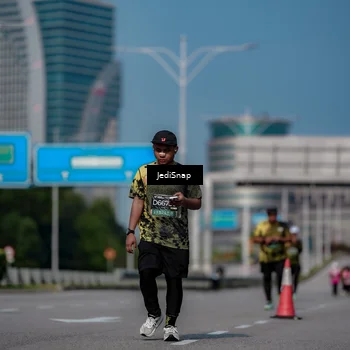 Runner Photo 6884455