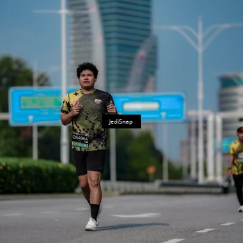 Runner Photo 6884456