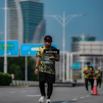 Runner Photo 6884468