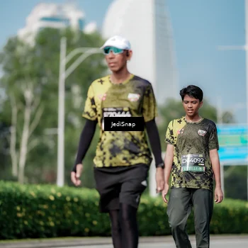 Runner Photo 6884489