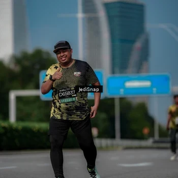 Runner Photo 6884491