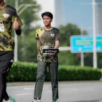 Runner Photo 6884503