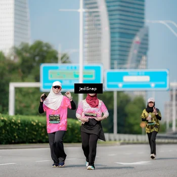 Runner Photo 6884533