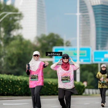 Runner Photo 6884548