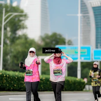 Runner Photo 6884556