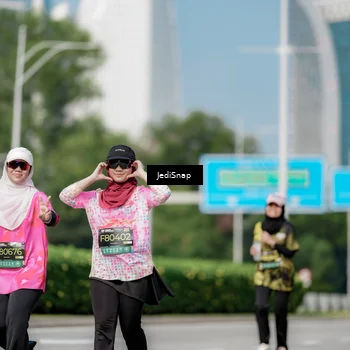 Runner Photo 6884565