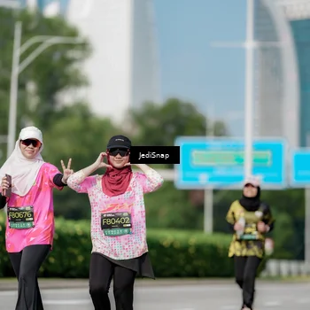 Runner Photo 6884571