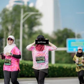 Runner Photo 6884587