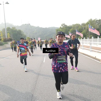 Runner Photo 6884591