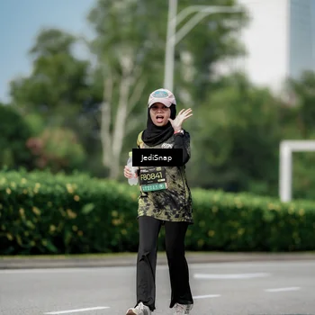 Runner Photo 6884593