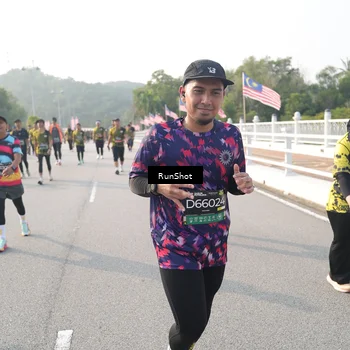 Runner Photo 6884596