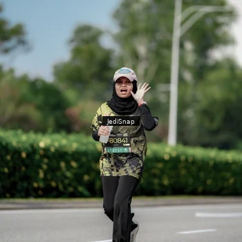Runner Photo 6884605