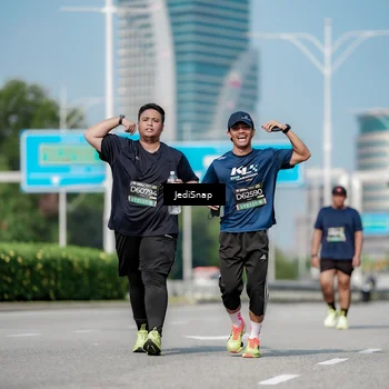 Runner Photo 6884632