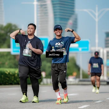 Runner Photo 6884652