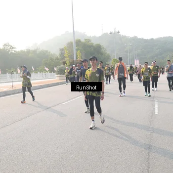 Runner Photo 6884663