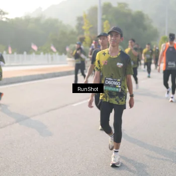 Runner Photo 6884674
