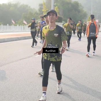 Runner Photo 6884683