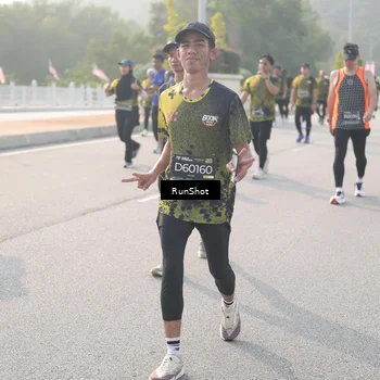Runner Photo 6884687
