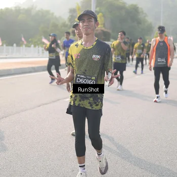 Runner Photo 6884694