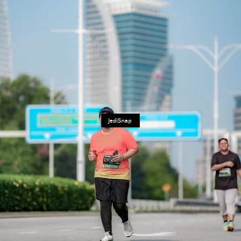 Runner Photo 6884707