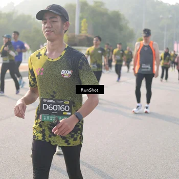 Runner Photo 6884714