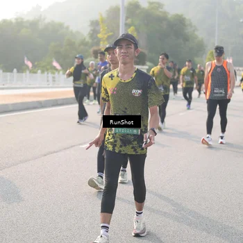 Runner Photo 6884722
