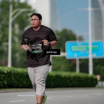 Runner Photo 6884757