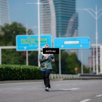 Runner Photo 6884825