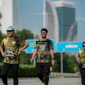 Runner Photo 6884858