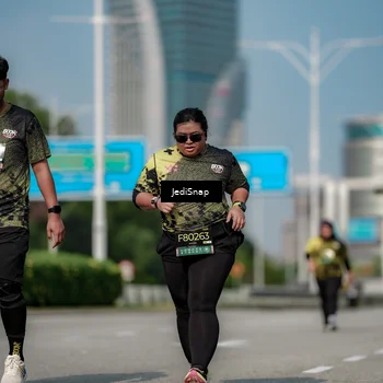 Runner Photo 6884876