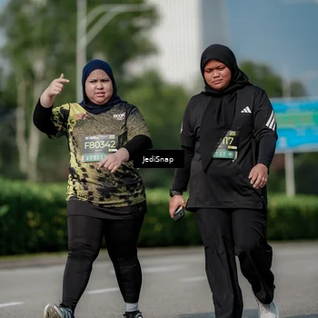 Runner Photo 6884903