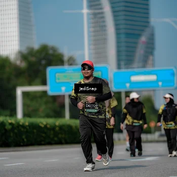Runner Photo 6885026