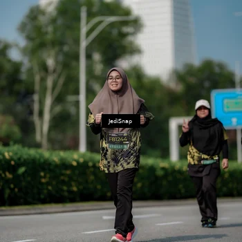 Runner Photo 6885049