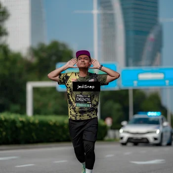 Runner Photo 6885153