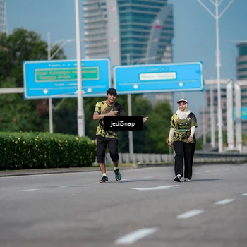 Runner Photo 6885228