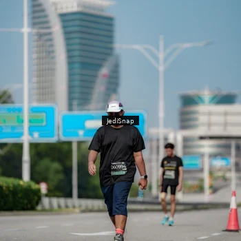 Runner Photo 6885278