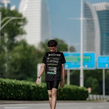 Runner Photo 6885311
