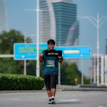 Runner Photo 6885332