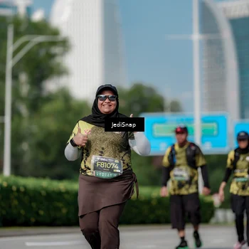 Runner Photo 6885387