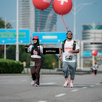 Runner Photo 6885540