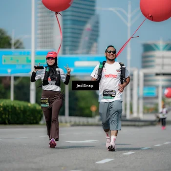 Runner Photo 6885543