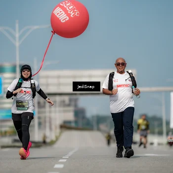 Runner Photo 6885591