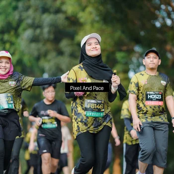 Runner Photo 6885624
