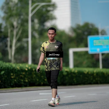 Runner Photo 6885670