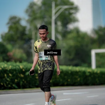 Runner Photo 6885690