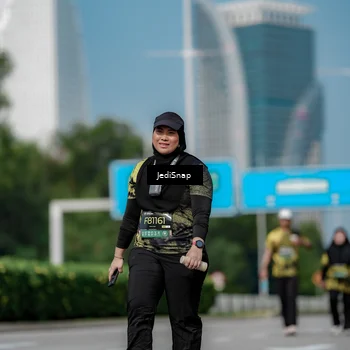 Runner Photo 6885742