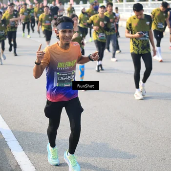 Runner Photo 6885743